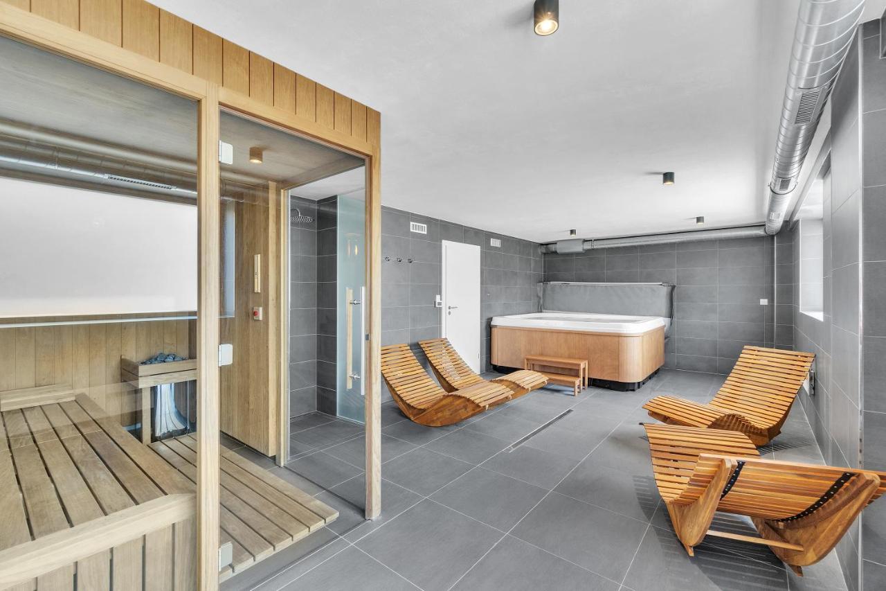 Residence Lysa Hora โรกีนีซ นัด ยีเซอโร ภายนอก รูปภาพ