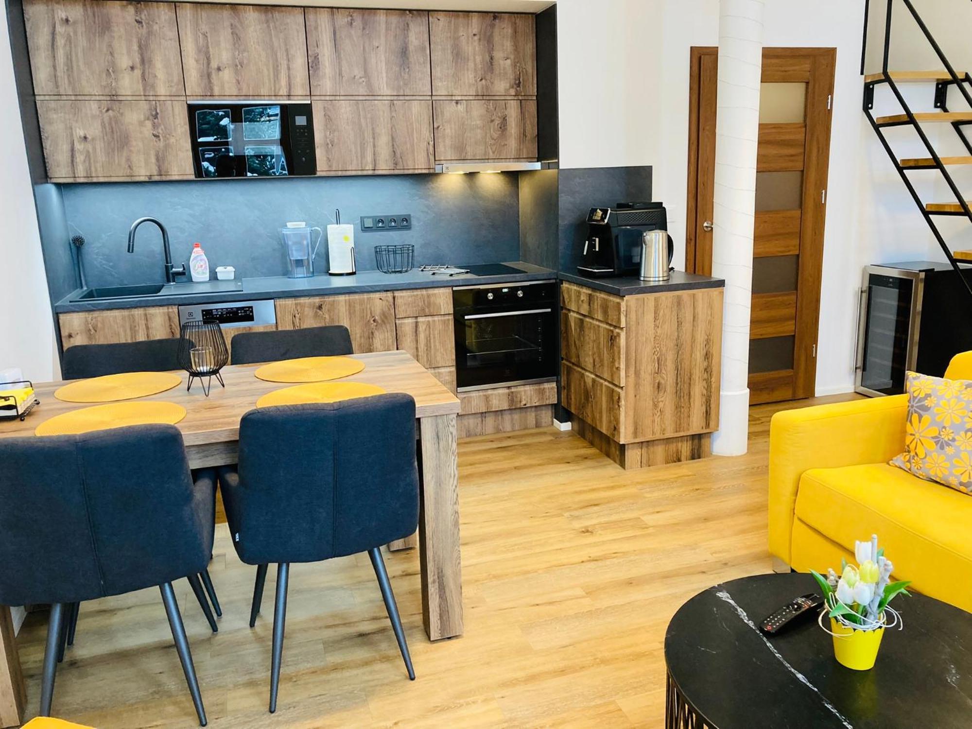 Residence Lysa Hora โรกีนีซ นัด ยีเซอโร ห้อง รูปภาพ